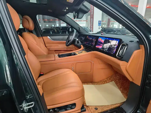 AITO Wenjie AITO M9 2024 Range Extender Max Edition 42kWh 6-seater — Фото автомобиля 23