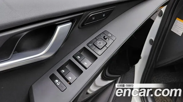 Kia Niro The All New Niro — Фото автомобиля 23