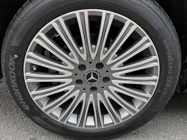 Mercedes-Benz E-Class — Фото автомобиля 10