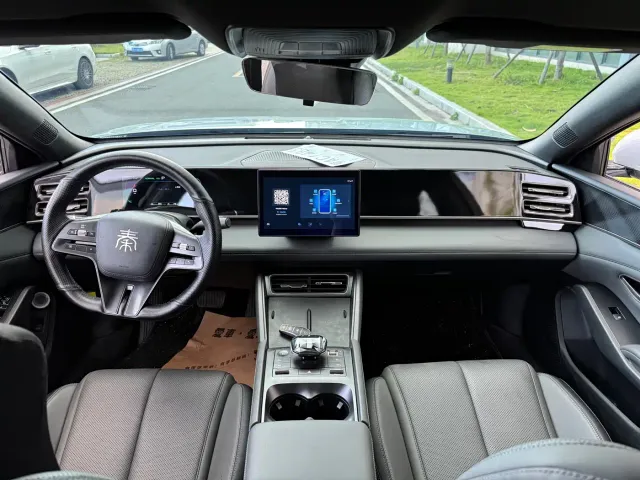 BYD Qin L — Фото автомобиля 7