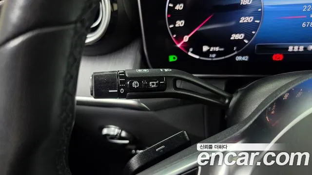Mercedes-Benz GLC-Class — Фото автомобиля 28