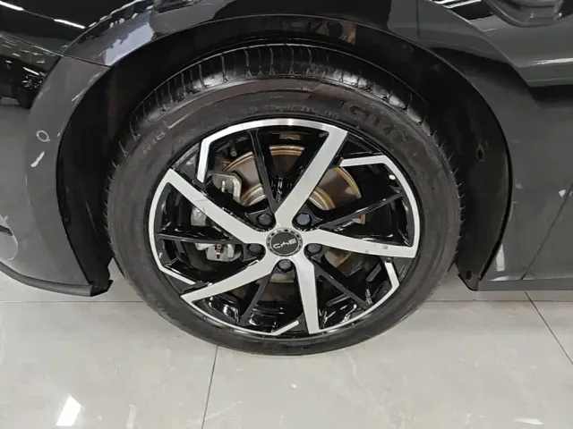 BYD Seal 07 DM-i — Фото автомобиля 22