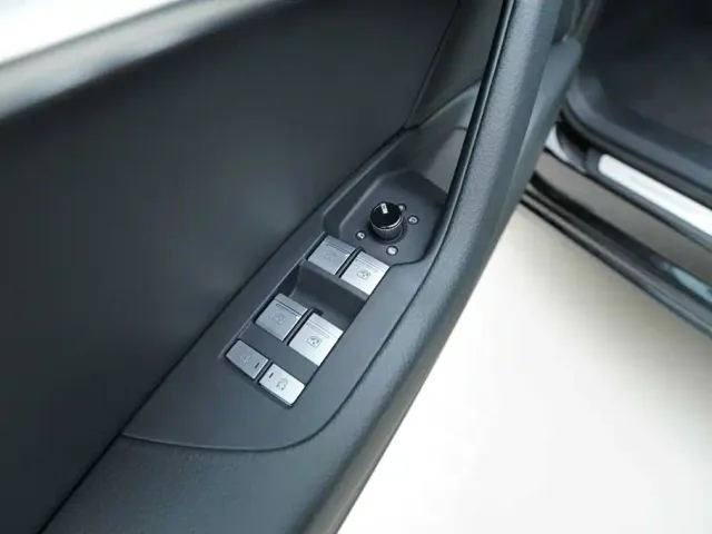 Audi A6L — Фото автомобиля 10