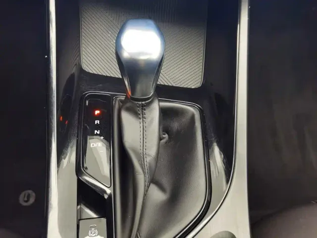 Roewe i5 — Фото автомобиля 13