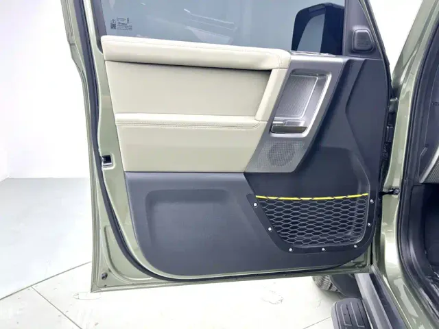 iCAR V23 — Фото автомобиля 5