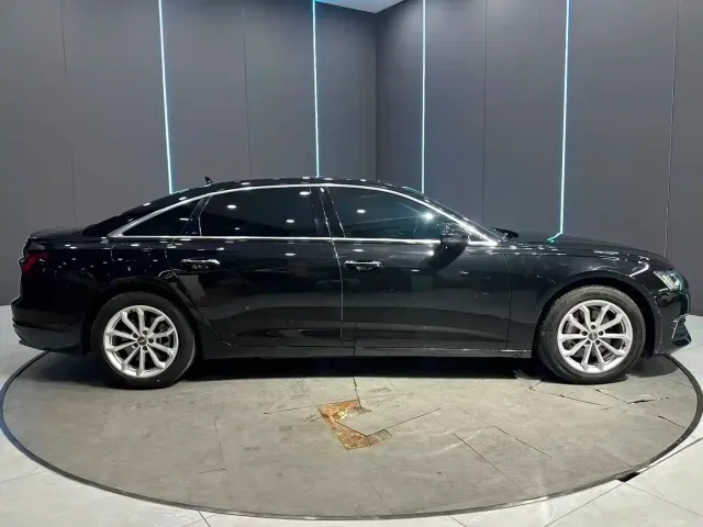 Audi A6L — Фото автомобиля 5