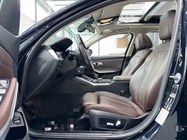 BMW 3 Series — Фото автомобиля 4