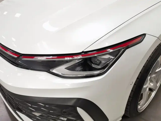 Volkswagen Golf GTI — Фото автомобиля 7