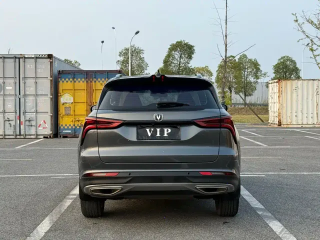 Changan CS75 Plus — Фото автомобиля 12