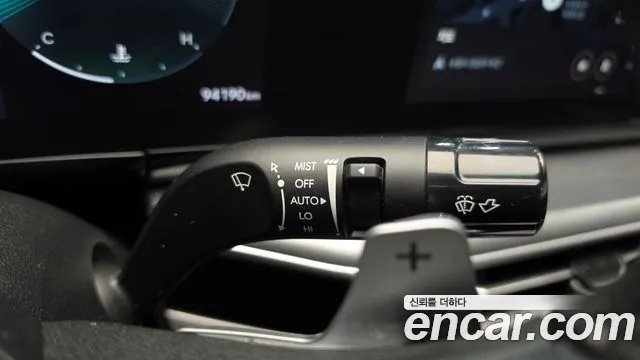 Hyundai Grandeur GN7 — Фото автомобиля 28