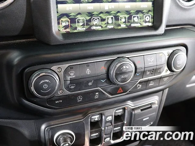 Jeep Wrangler JL — Фото автомобиля 10