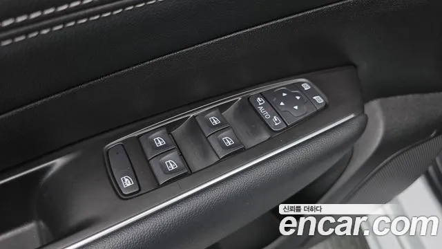 Renault Korea SM6 SM6 (New) — Фото автомобиля 17