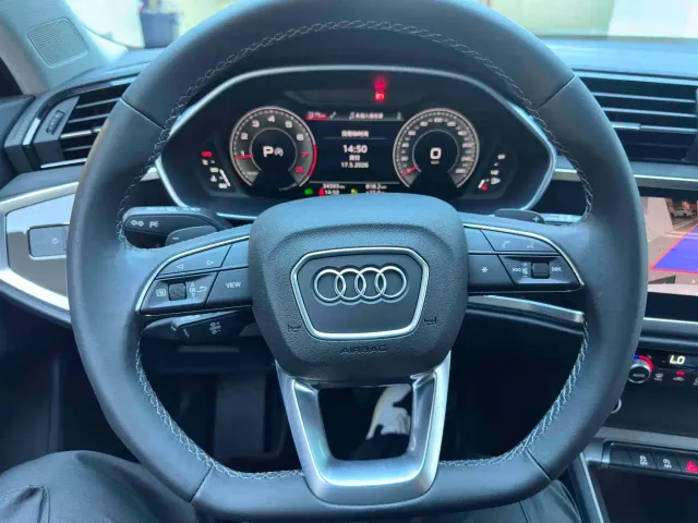 Audi Q3 — Фото автомобиля 11