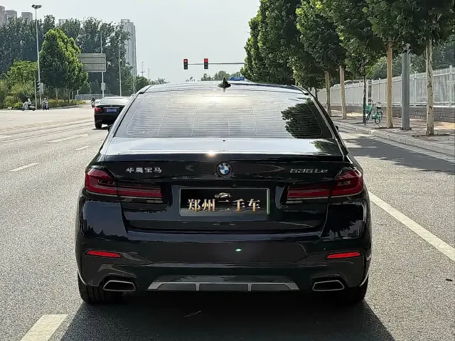 BMW BMW 5 Series New Energy 2022 535Le M Sport Package — Фото автомобиля 20