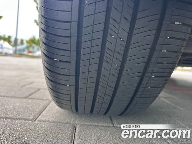 Hyundai Grandeur Grandeur (GN7) 2.5 Бензин 2WD — Фото автомобиля 9