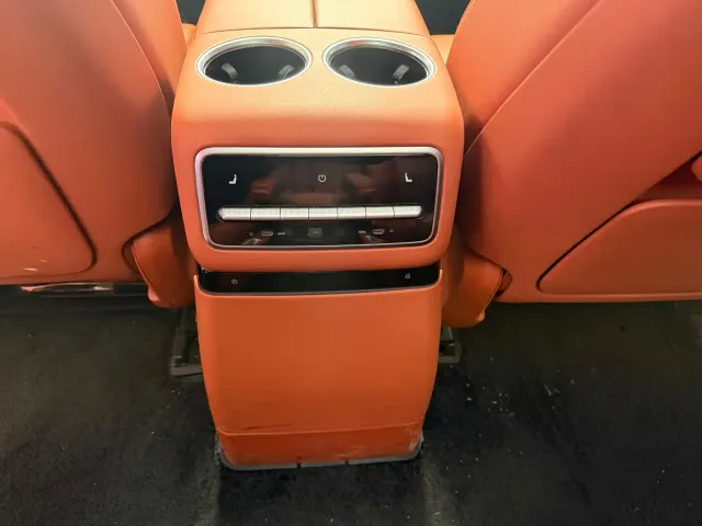 Li Auto L9 — Фото автомобиля 7