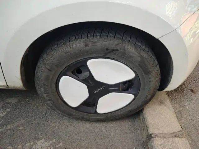 Changan Lumin — Фото автомобиля 6