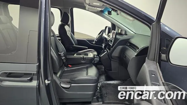 Hyundai Staria — Фото автомобиля 11