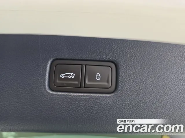 Genesis GV80 — Фото автомобиля 24
