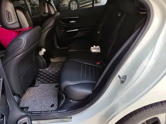 Mercedes-Benz C-Class — Фото автомобиля 16