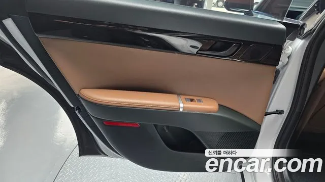 Hyundai Grandeur GN7 — Фото автомобиля 14