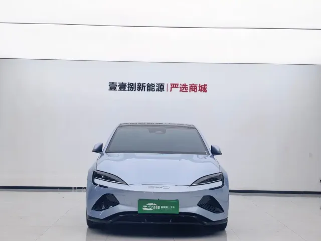 BYD Seal — Фото автомобиля 2