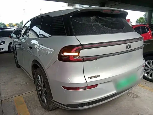 Changan Qiyuan Q07 — Фото автомобиля 4