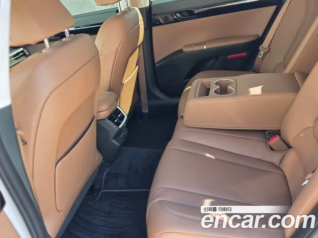 Hyundai Grandeur GN7 — Фото автомобиля 8