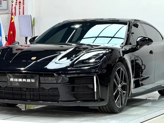 Фотография автомобиля — Porsche Panamera