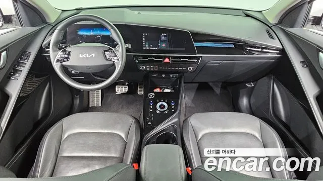 Kia Niro The All New Niro Signature — Фото автомобиля 7
