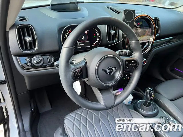 MINI Countryman — Фото автомобиля 9