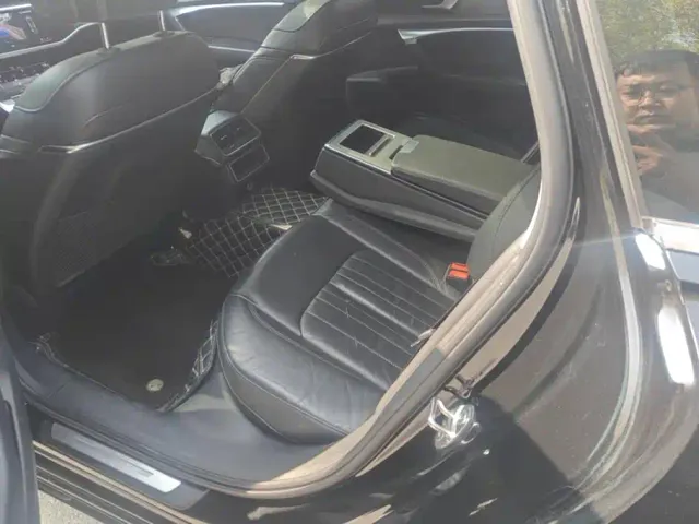 Audi A6L — Фото автомобиля 11