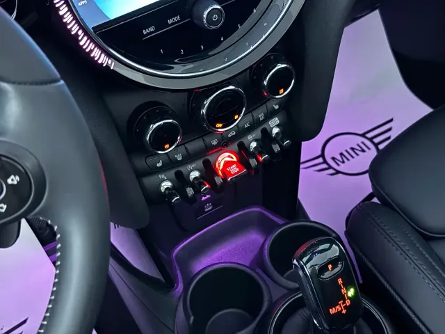 MINI Hatch — Фото автомобиля 12