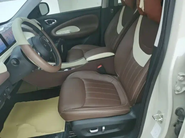 Wuling Bingo — Фото автомобиля 14