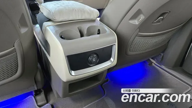 Kia Canival Carnival 4 поколение 9 мест Prestige — Фото автомобиля 29