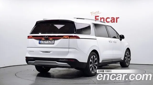 Kia Carnival 4th Gen — Фото автомобиля 2