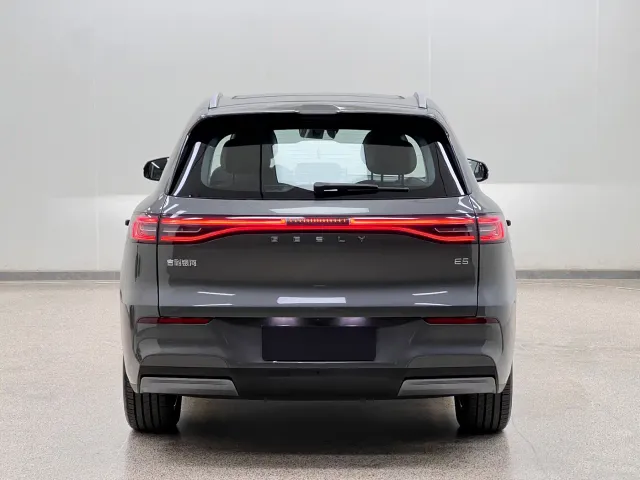 Geely Galaxy E5 — Фото автомобиля 5