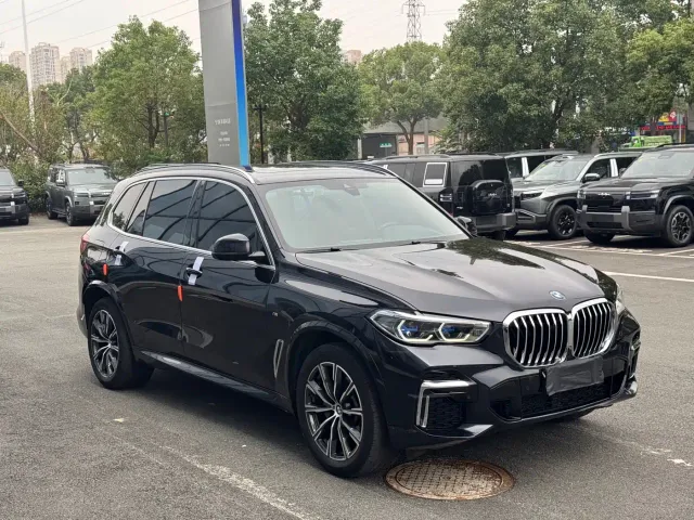 BMW X5 — Фото автомобиля 3