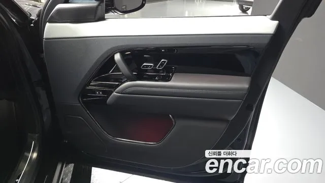 Land Rover Range Rover Sport — Фото автомобиля 13