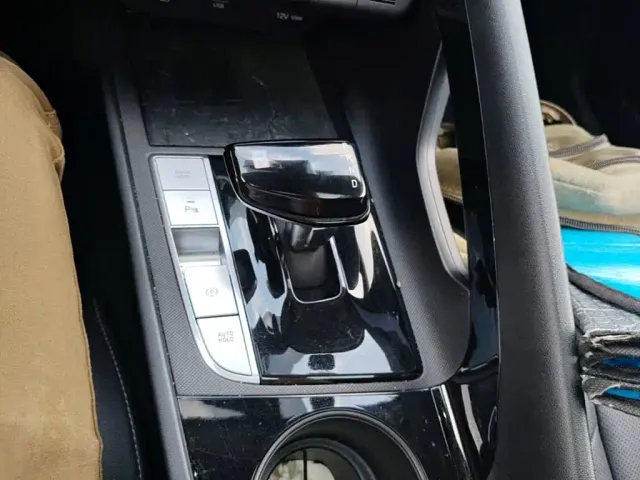 Hyundai Elantra — Фото автомобиля 13