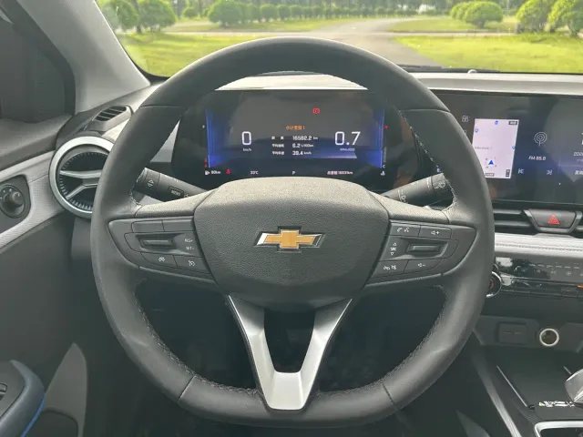 Chevrolet Monza — Фото автомобиля 9