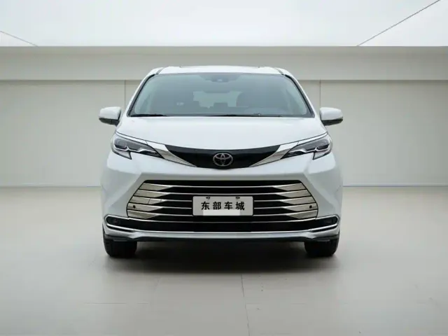 Toyota Toyota Sienna 2024 2.5L Hybrid Comfort Edition — Фото автомобиля 2