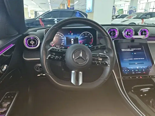 Mercedes-Benz C-Class — Фото автомобиля 10