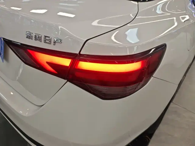 Nissan Sylphy — Фото автомобиля 7