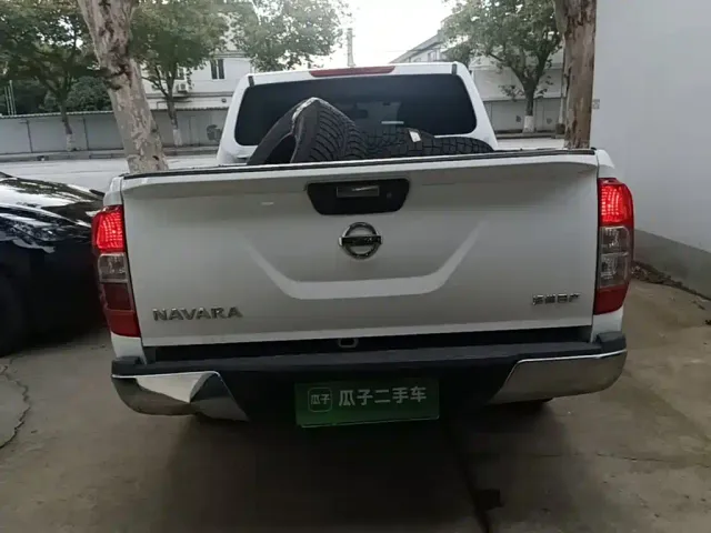 Nissan Navara — Фото автомобиля 5