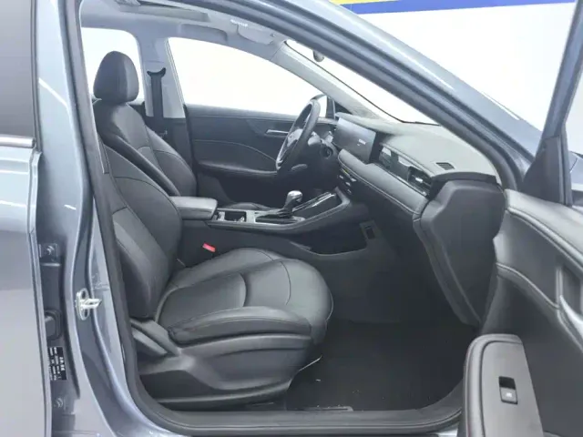 Roewe i5 — Фото автомобиля 8