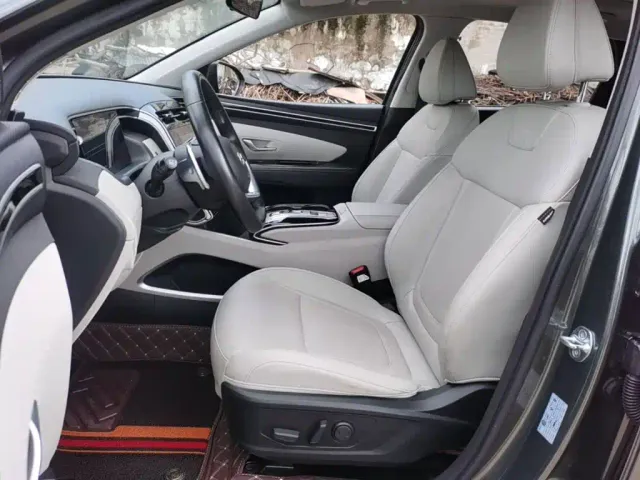 Hyundai Tucson — Фото автомобиля 10
