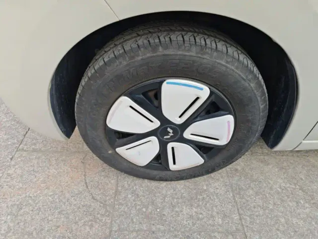 Wuling Hongguang Mini EV — Фото автомобиля 22