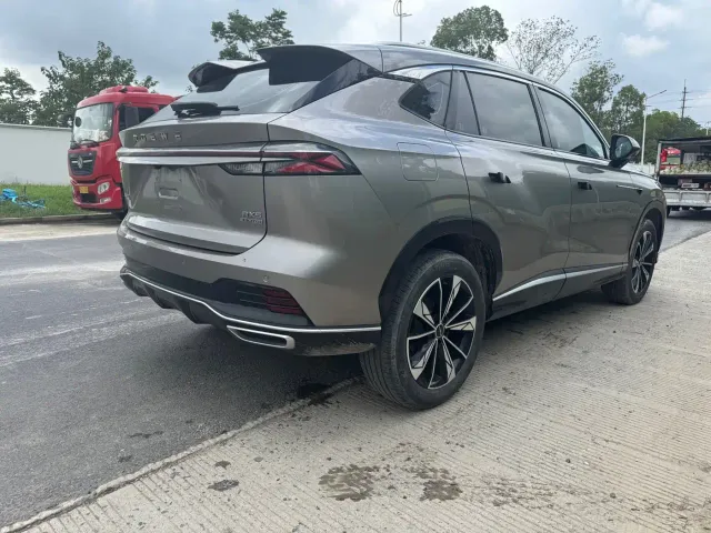 Roewe RX5 — Фото автомобиля 7