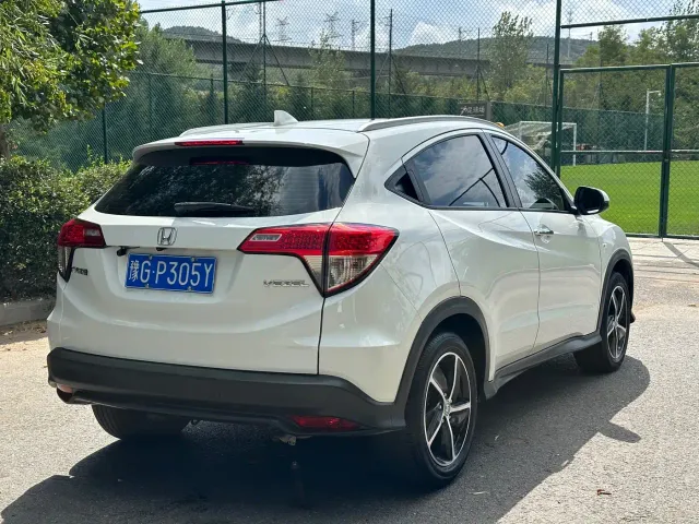 Honda Vezel — Фото автомобиля 11